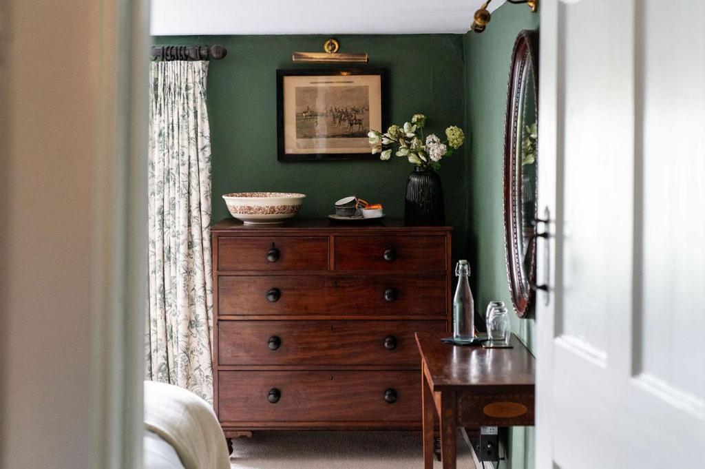 Bed and Breakfast Martin Arms Colston Bassett Экстерьер фото