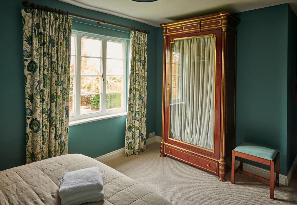 Bed and Breakfast Martin Arms Colston Bassett Экстерьер фото